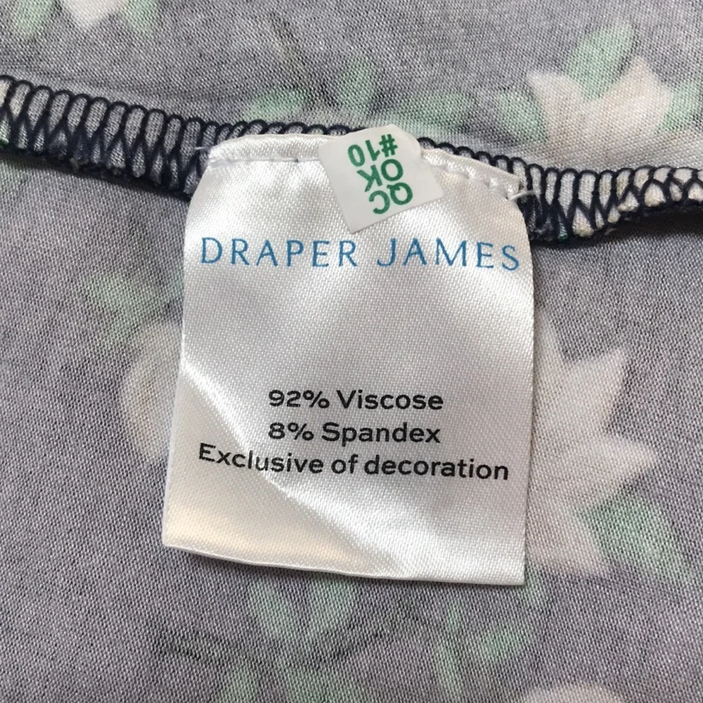 Draper James NWT Jo Dee Dress in Magnolia Blue Floral Smocked Top Stretchy Sz M - Picture 5 of 6